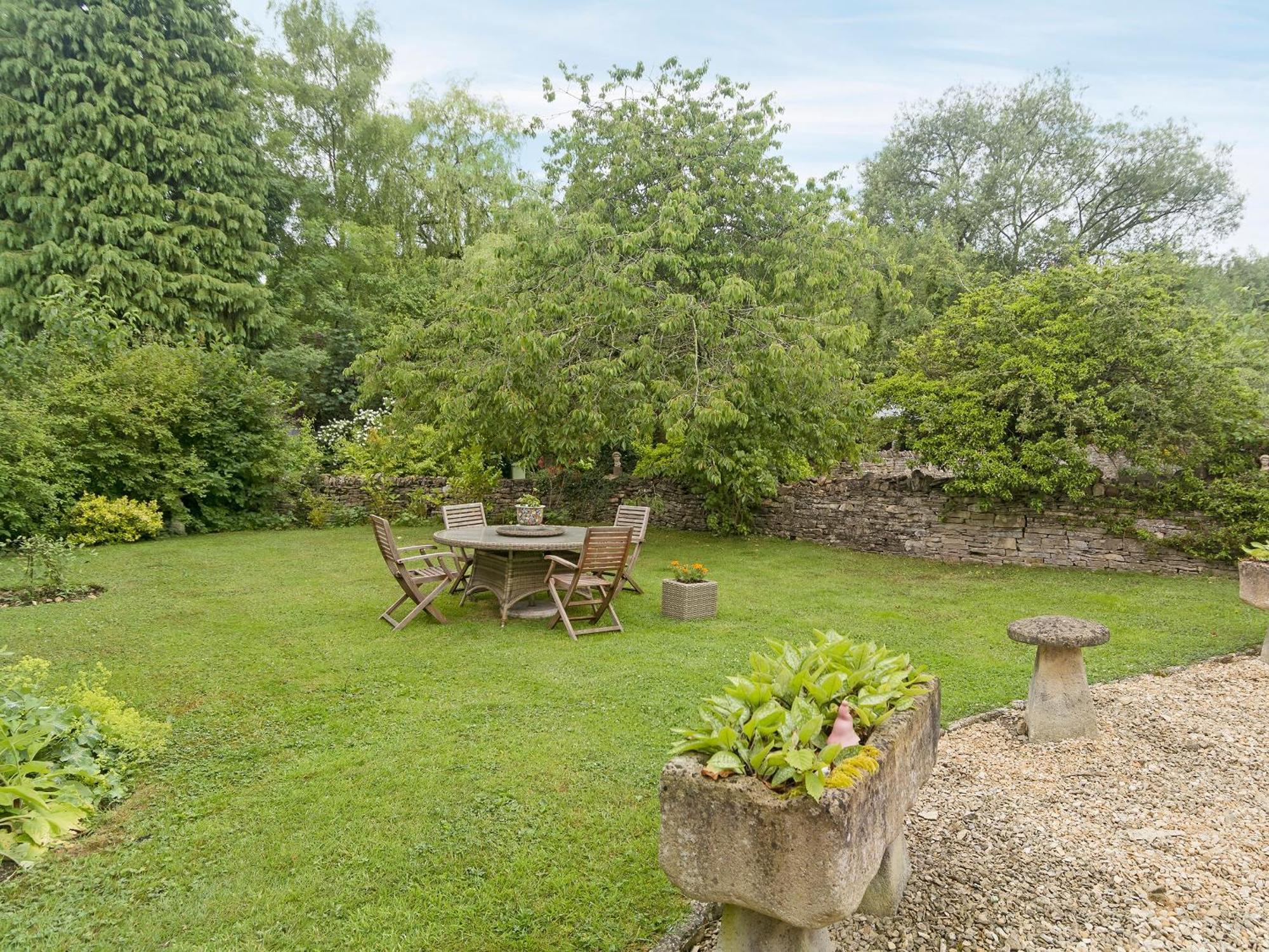 Flowers Barn Daglingworth المظهر الخارجي الصورة